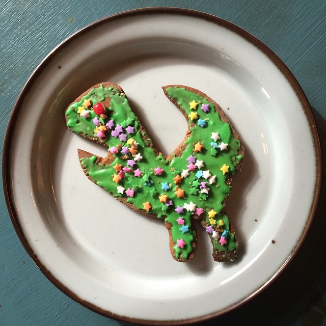 T Rex Christmas cookie #trex #cookie