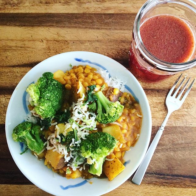 Yellow split pea curry #yum #vegan #riceislife #potatoes #curry #kombucha #foodporn